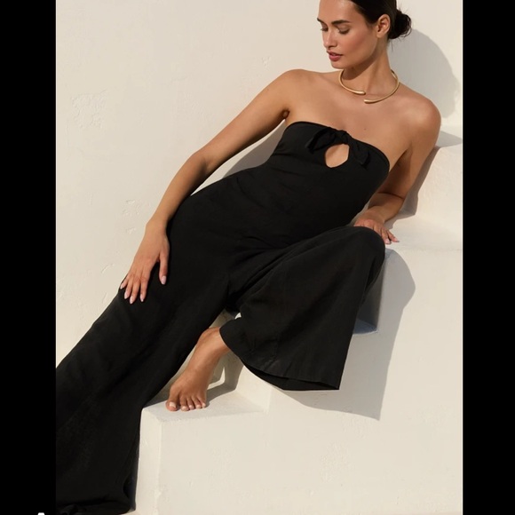 Celandine linen jumpsuit - Picture 1 of 9